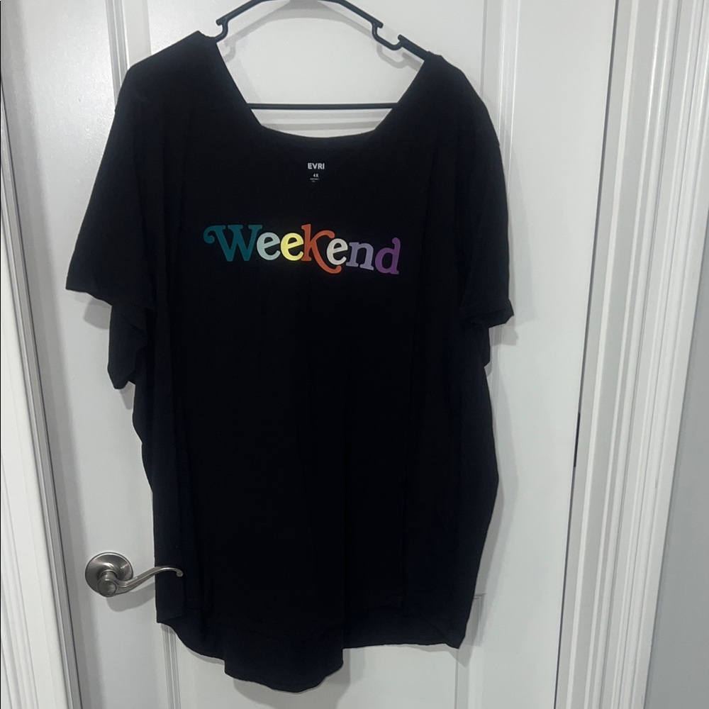 EVRI Black T-Shirt with Colorful Weekend Graphic